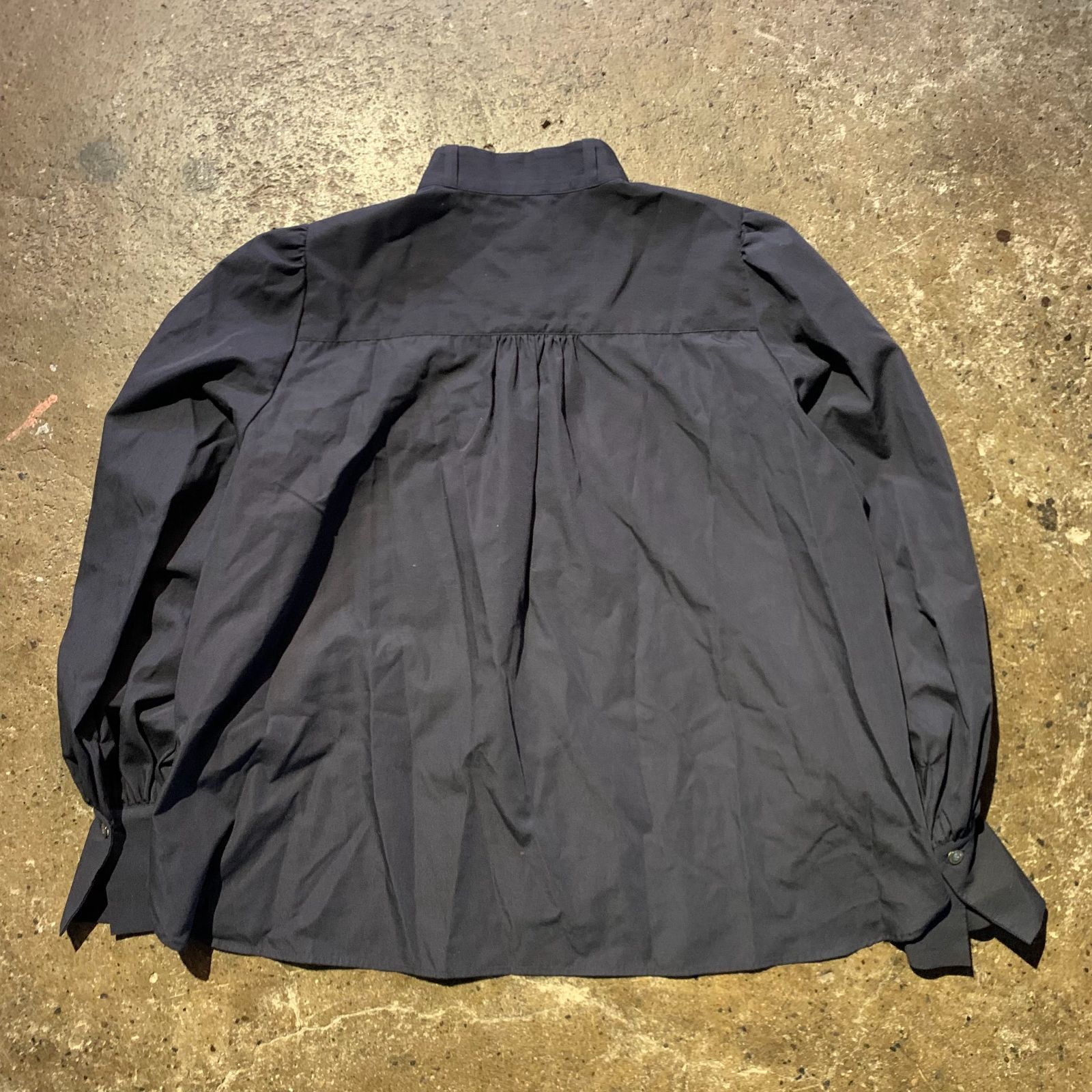 新しい Audire VERY別注 bowtie volume blouse ネイビー S アウディーレ ボウタイブラウス パフスリーブ 細･太タイ付属 AD3RD-0805