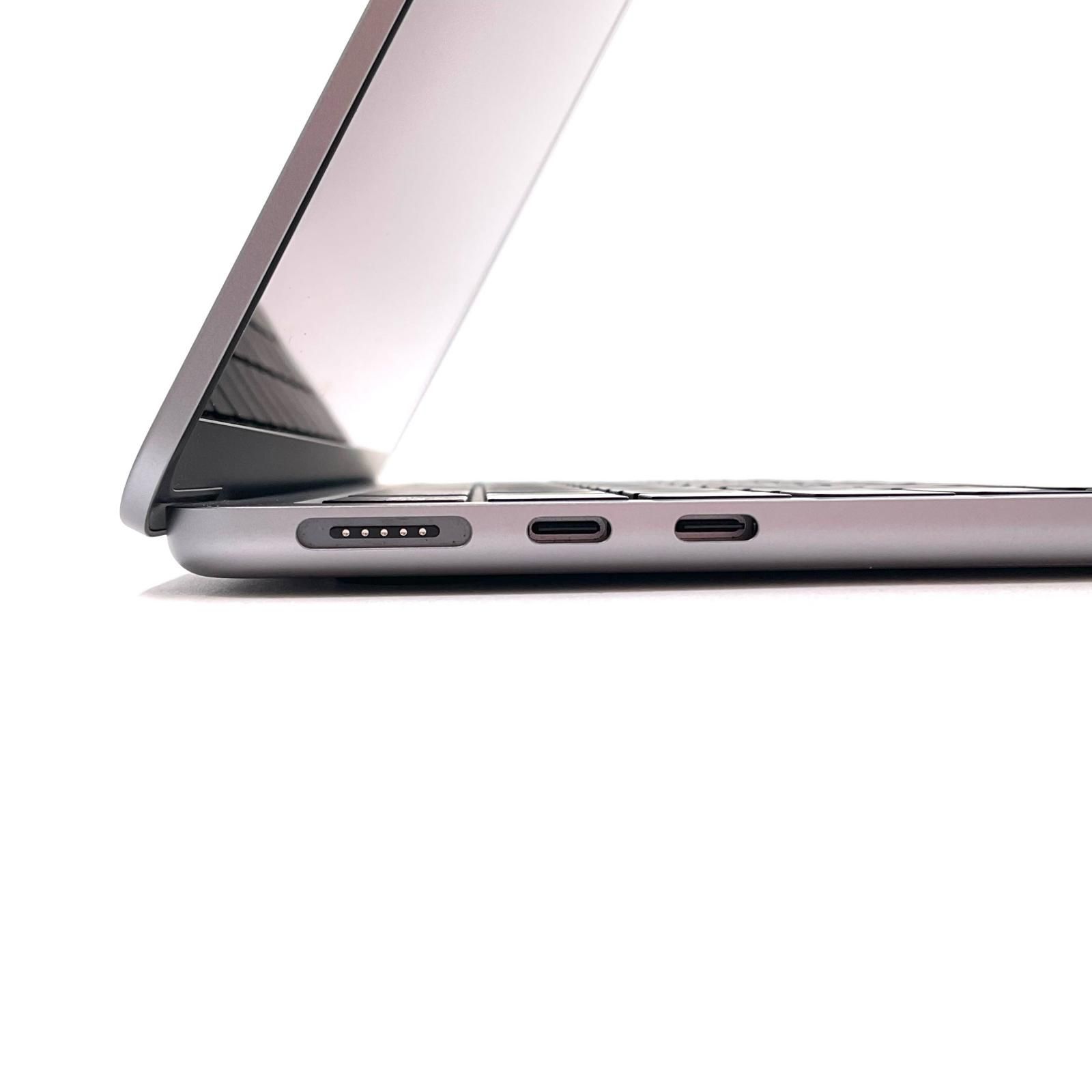 Apple MacBook Air 13.6インチ 2022 Apple M2 16GB SSD 512GB スペース