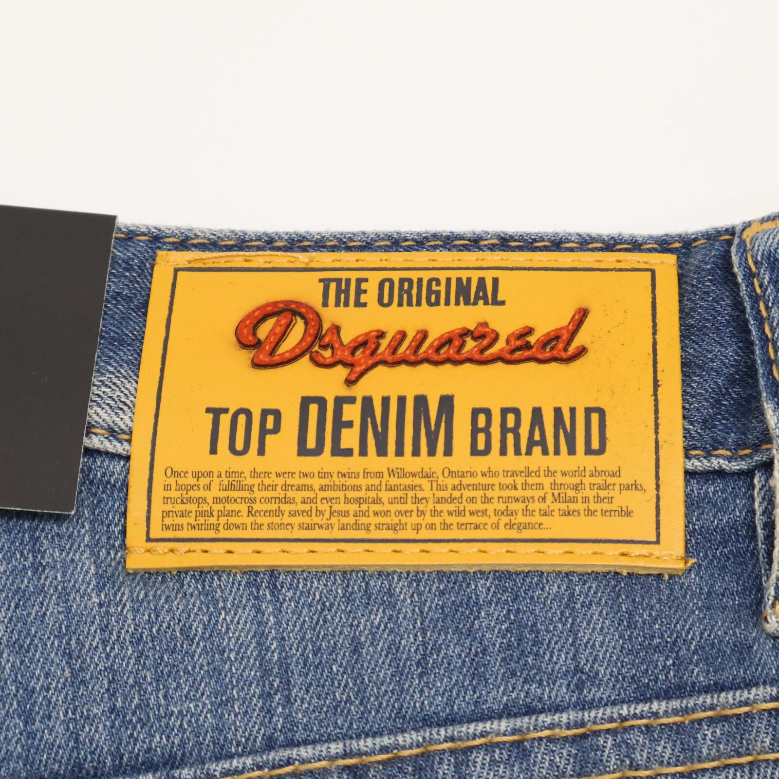 ディースクエアード