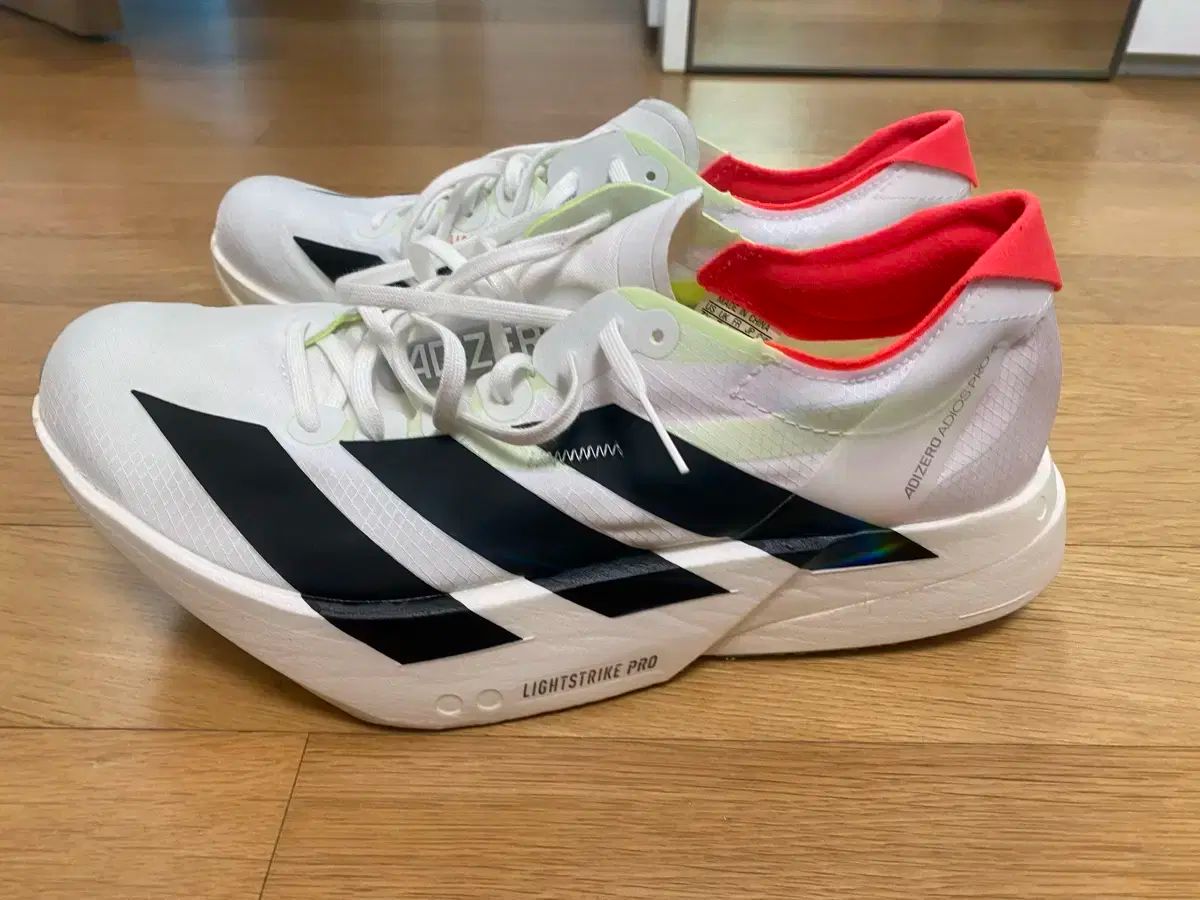  アディダスアディオスプロ4 255 フットサルシューズ シューズ