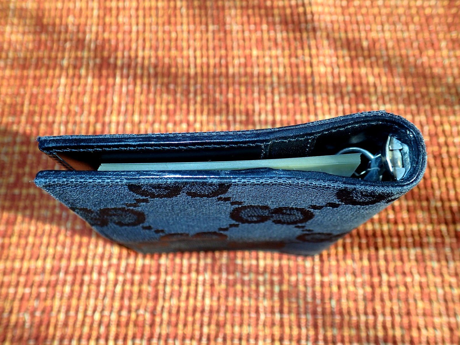 グッチ手帳カバー