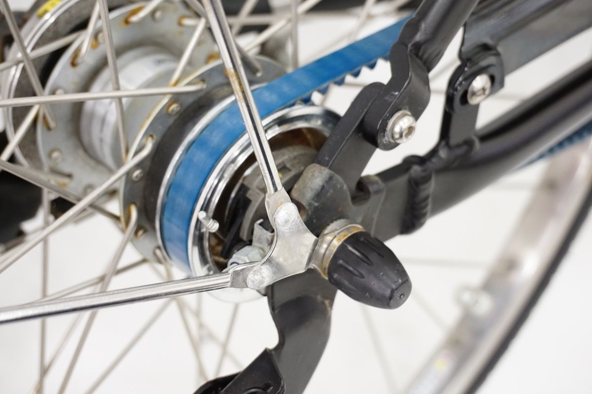 ブリヂストン アルベルトe A 7 LB 42 27インチ 電動アシスト自転車 バ シティタイプ 電動アシスト自転車 自転車本体