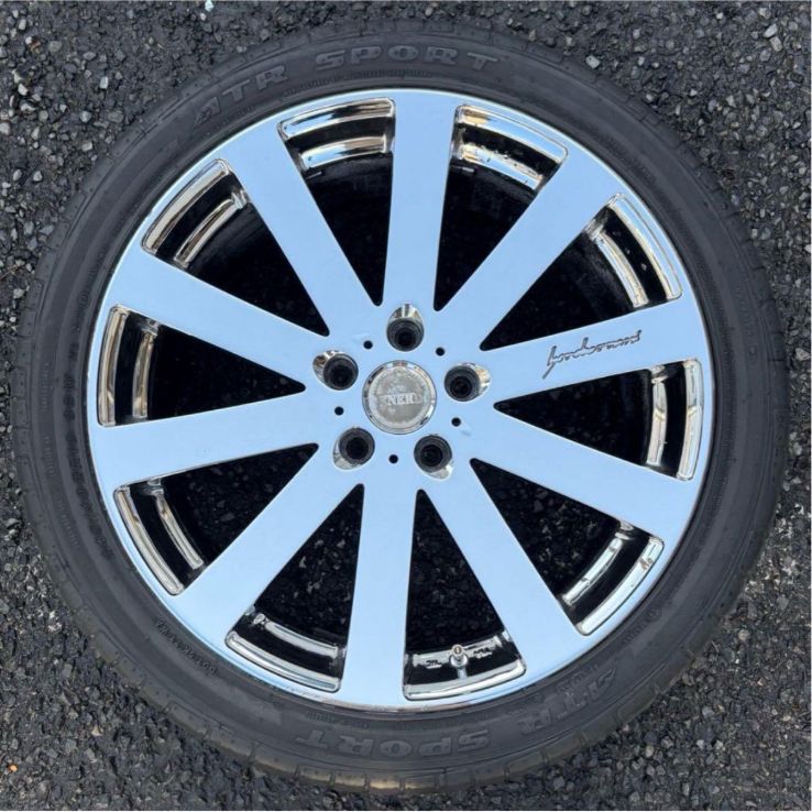 ヴェネルディ 245 40 ZR 19 19インチ 4本セット