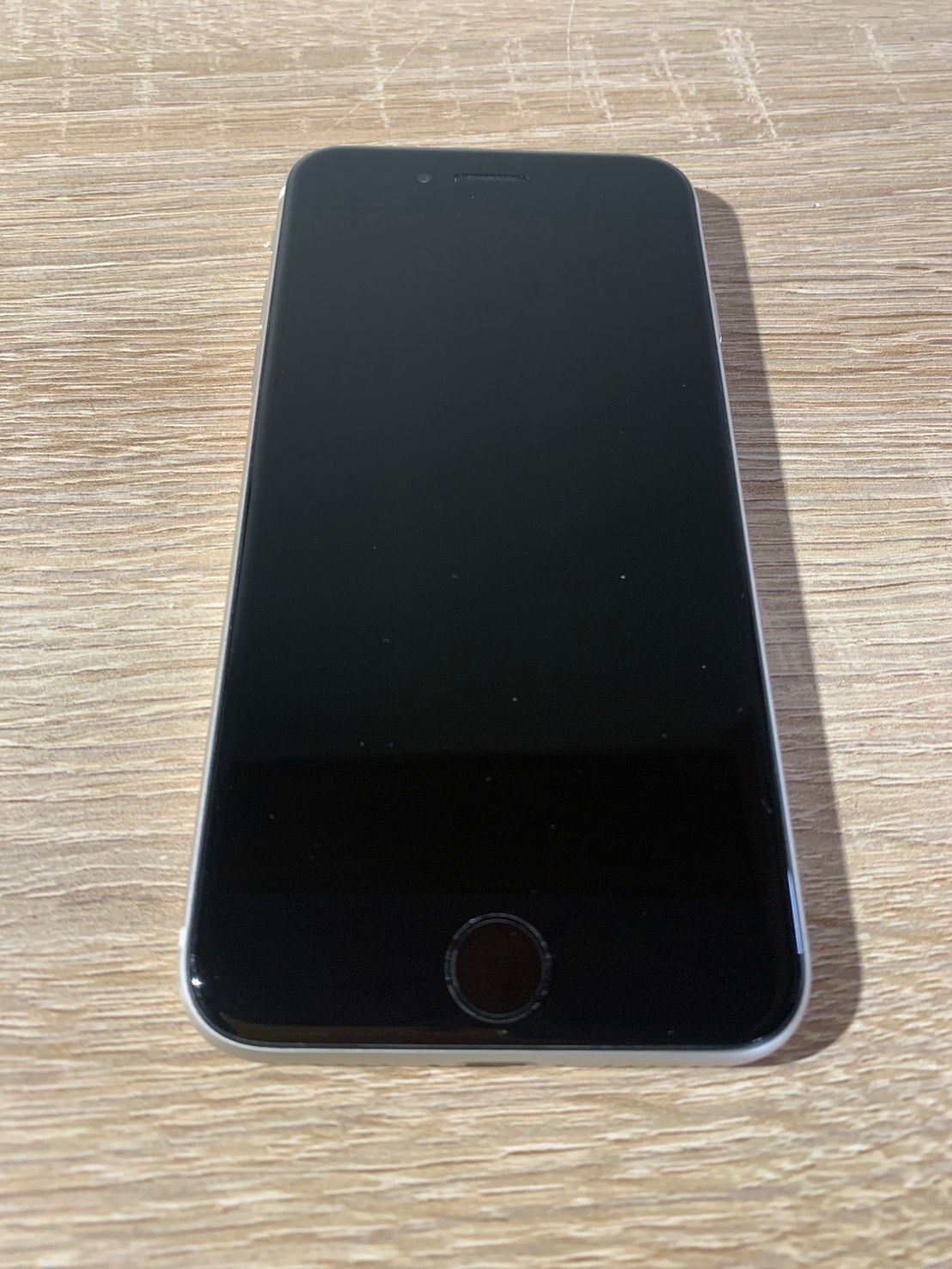 6511 iPhone SE 第三世代 64GB ホワイト