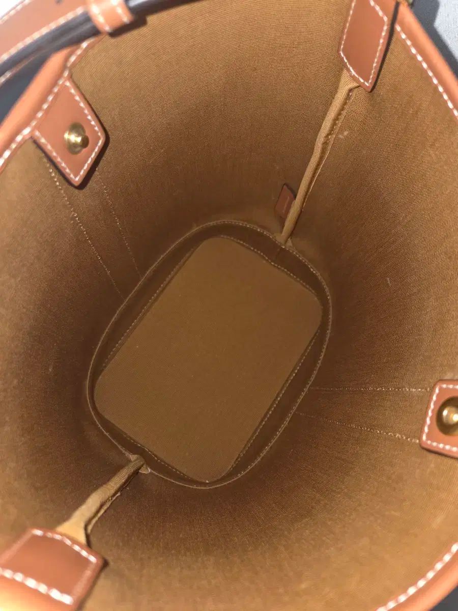 バケットバッグ Tan