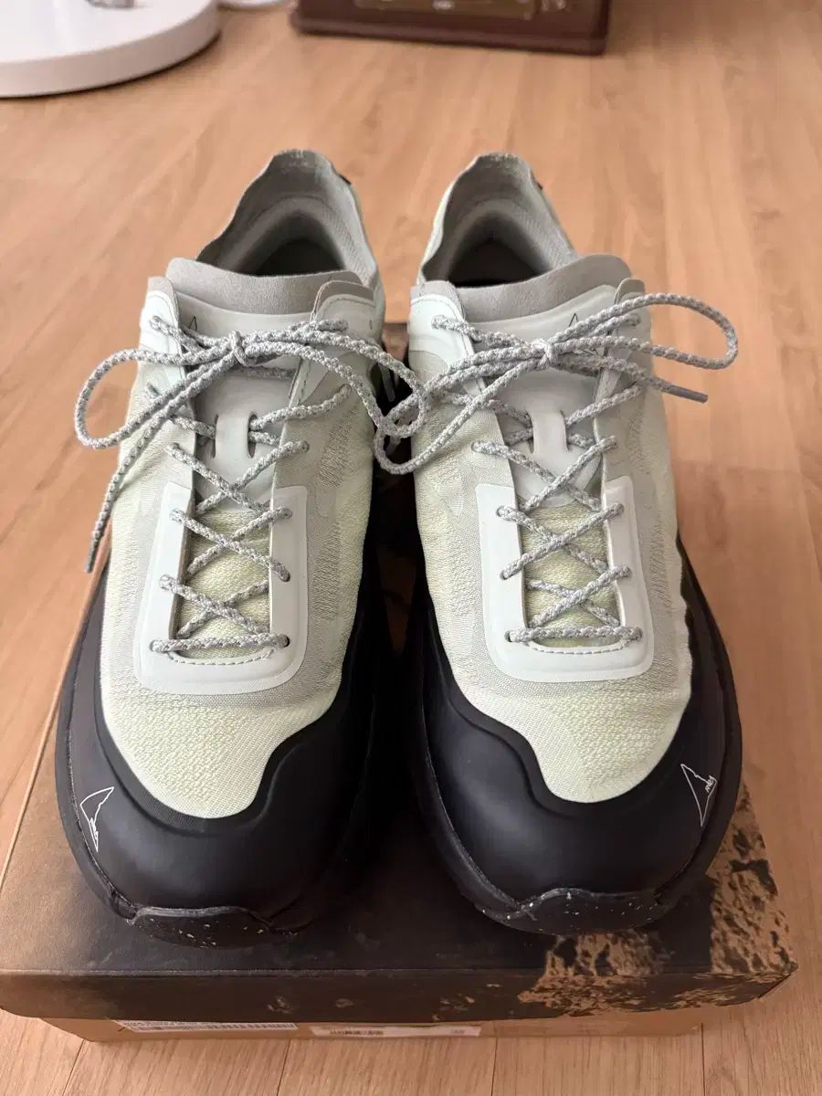 290 ROAセラフロストミントブラック