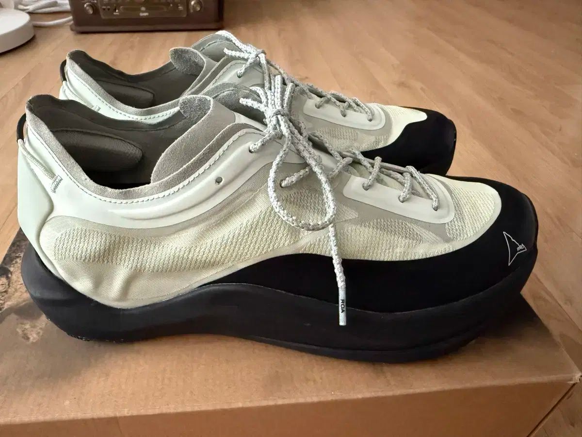 290 ROAセラフロストミントブラック