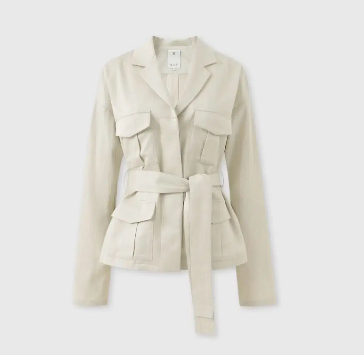 シエ 르네 ベルト付き ジャケット マイルド クリーム s
