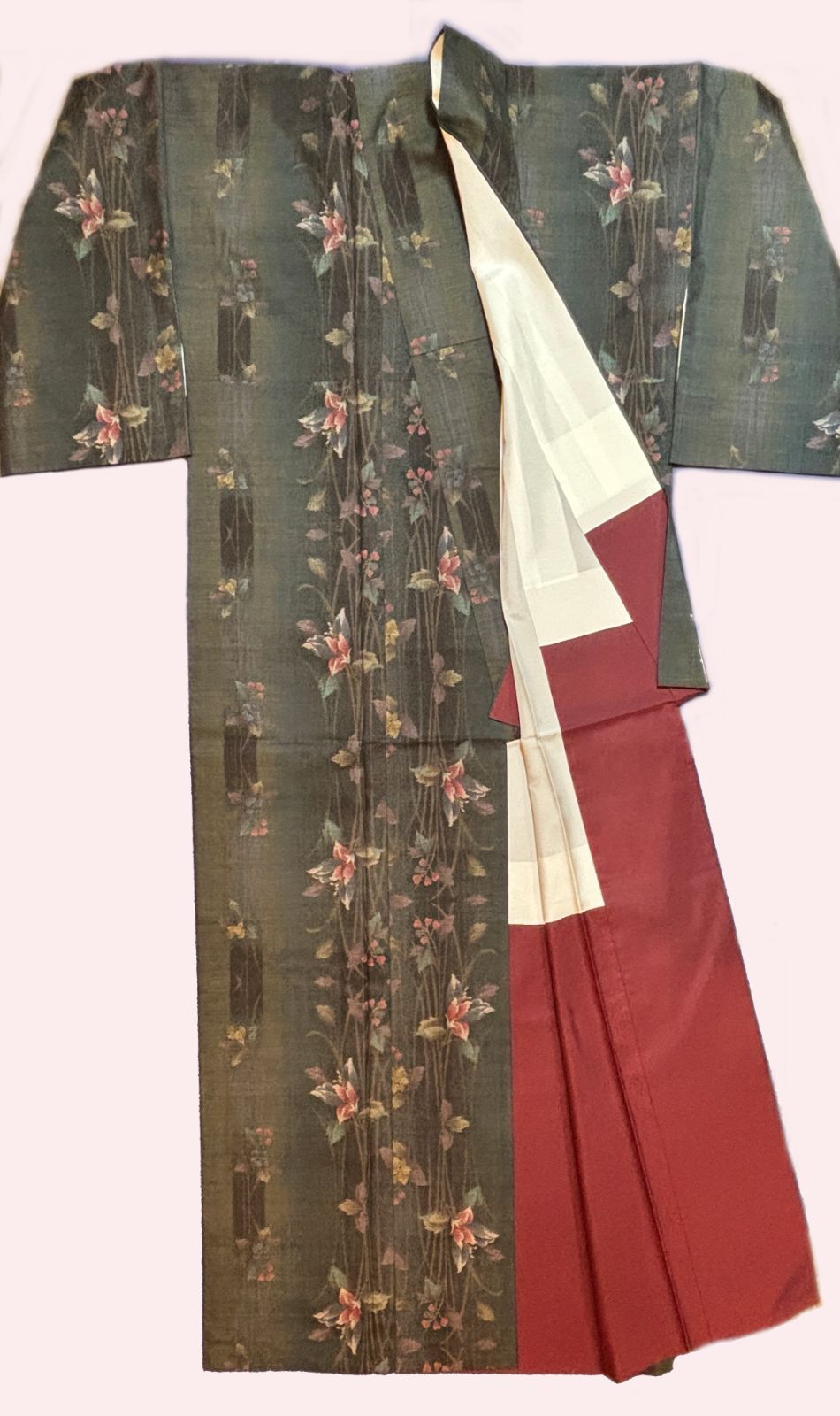 mato◆新古品◆風景模様◆袷◆正絹◆カタス式◆9マルキ◆白大島 きもの蔵 ◇ 本場泥色大島紬【都喜エ門】 9マルキカタス袷きもの［良品