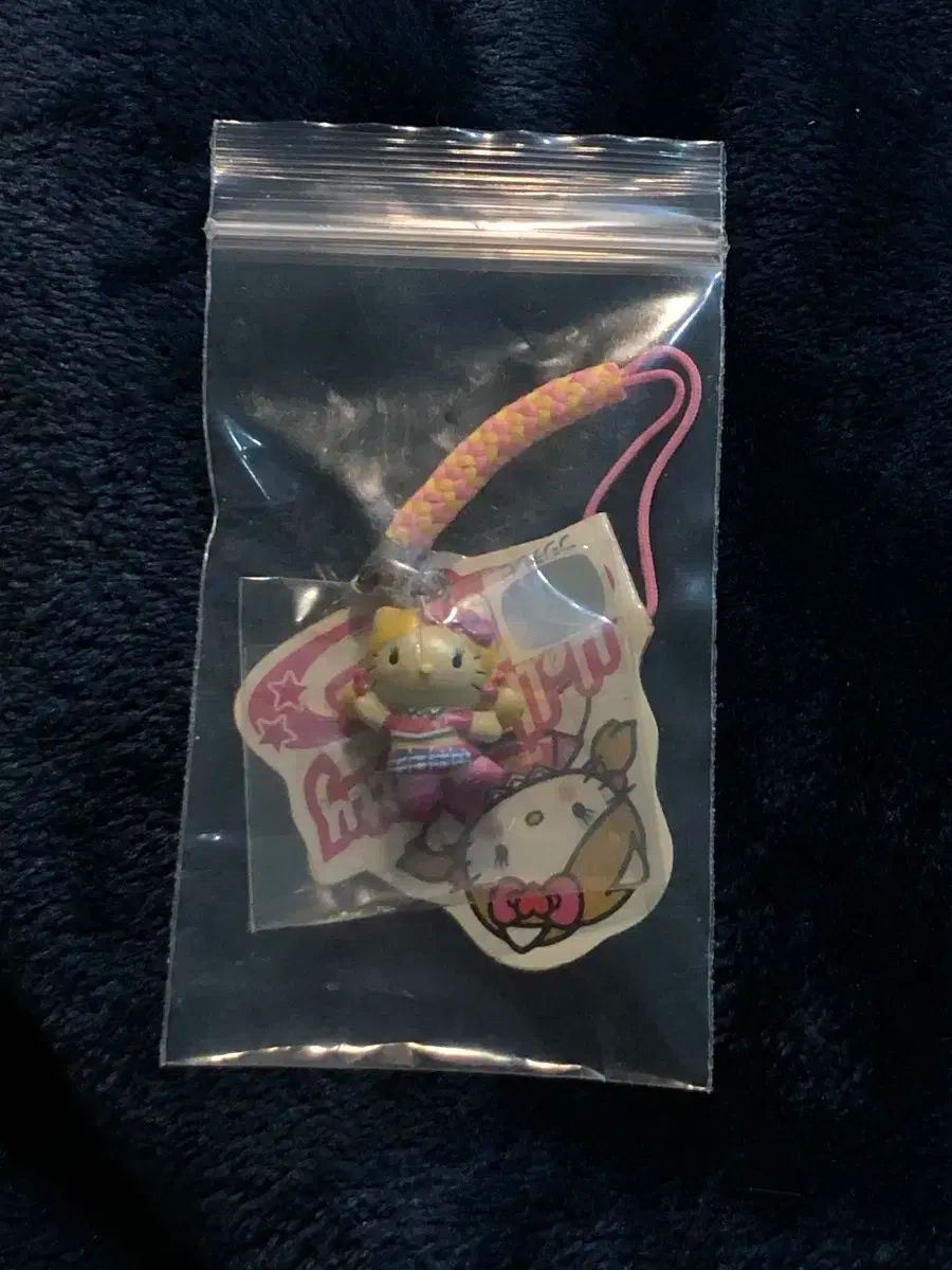 クラシック hello kitty ストラップ ホルダー ネズキ コラボ キーホルダー