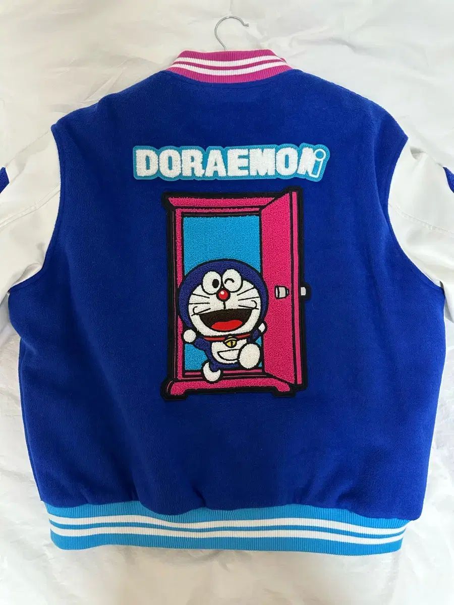 【未使用品!!定価３５千円】ドラえもん スタジャン 6/LL 未使用品!!定価35千円】ドラえもん スタジャン 6/LL