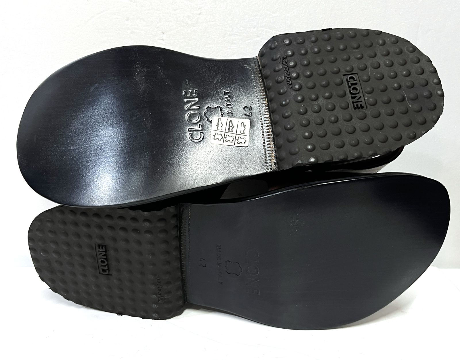 CLONE｜クローン レザーコンフォートサンダル