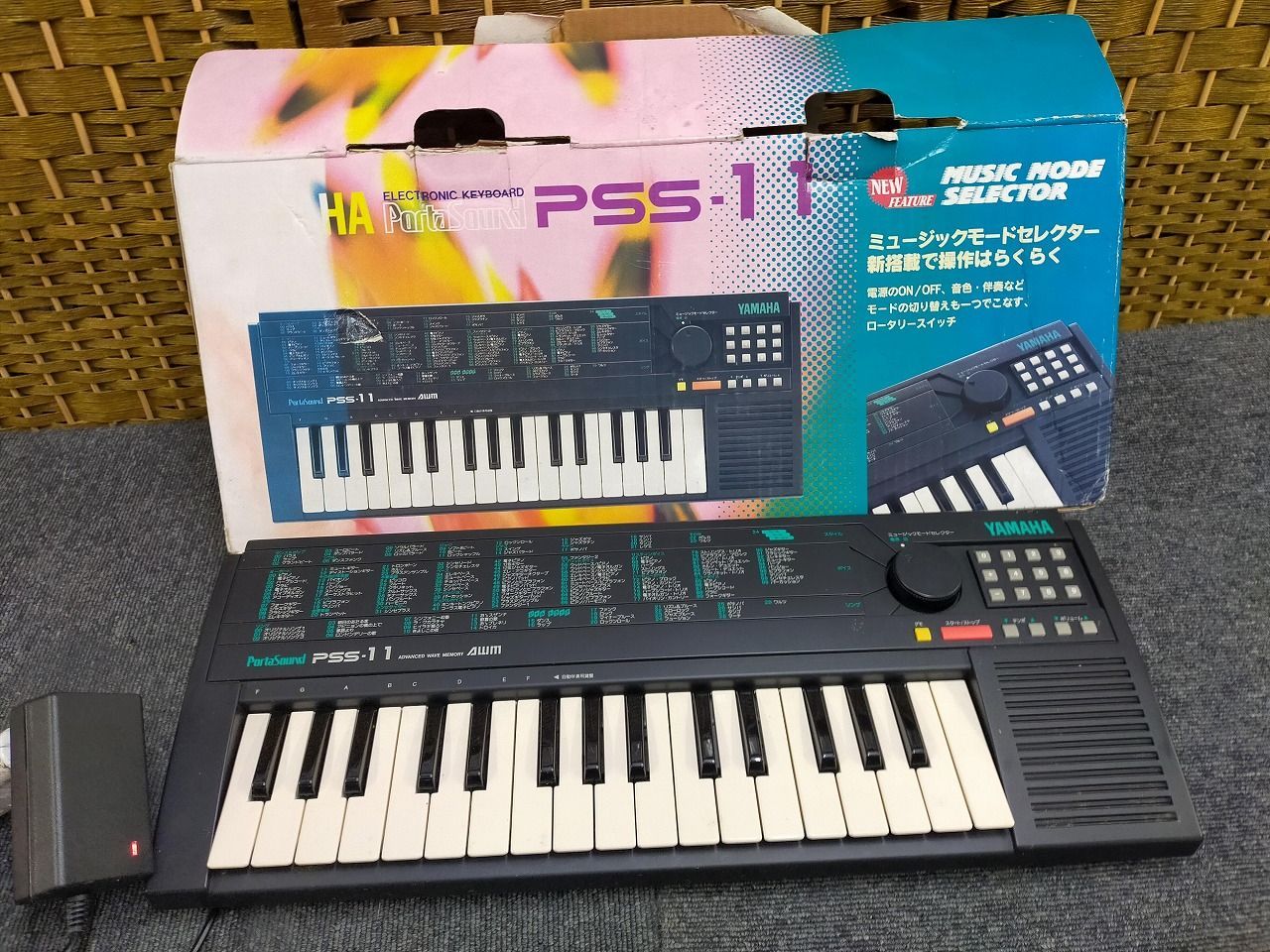 E18-20251115-06 YAMAHA PortaSound PSS-11 レトロ キーボード 動作OK