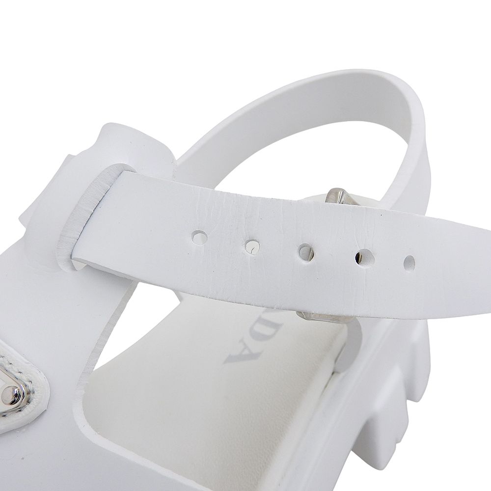 PRADA ホワイト モノリス　ラバーサンダル　厚底 プラダモノリスラバーサンダル厚底