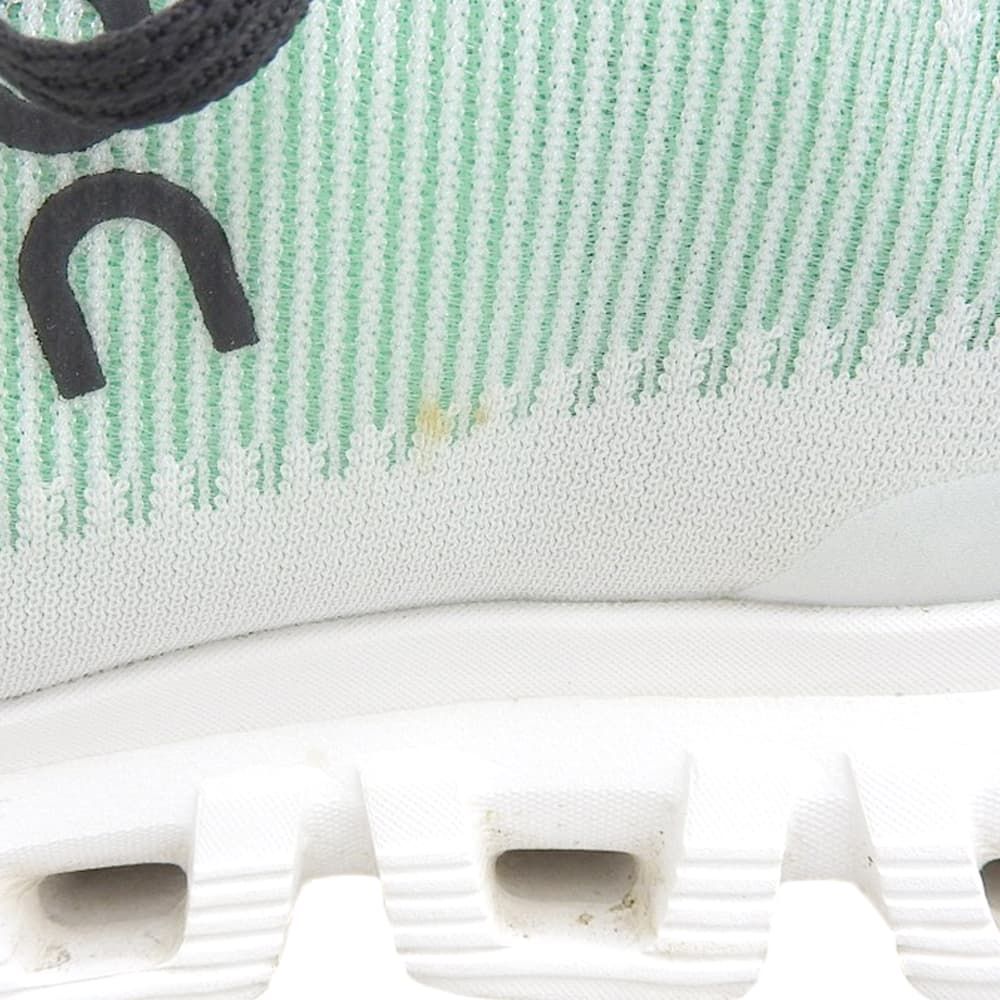 ブルーグリーン