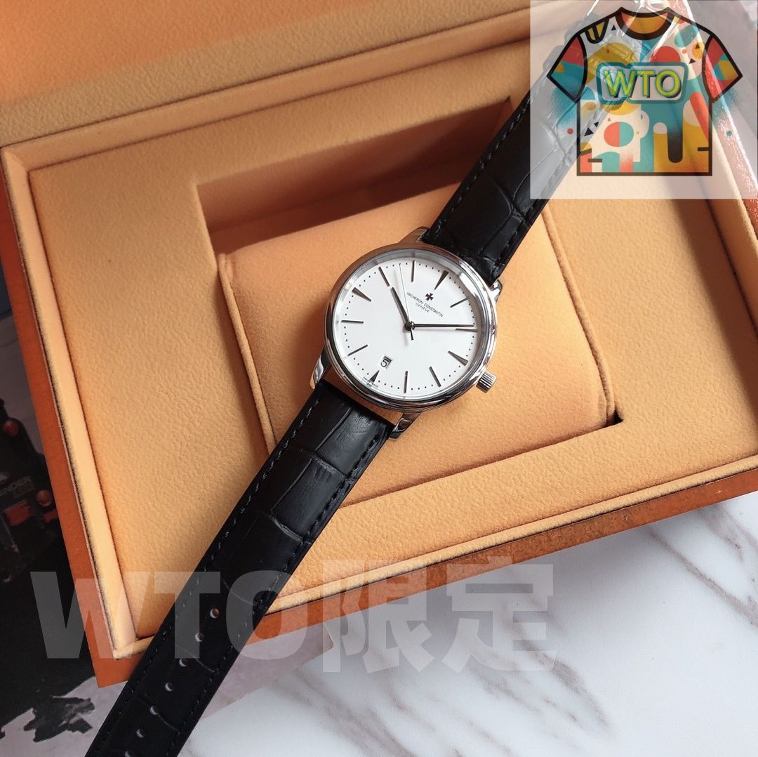 コンスタンタン 2813ムーブメントを搭載