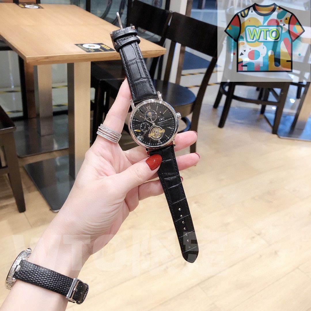 今日 IWC イウエーシー フライホイール搭載の月相デザインを採用 WTO輸入2