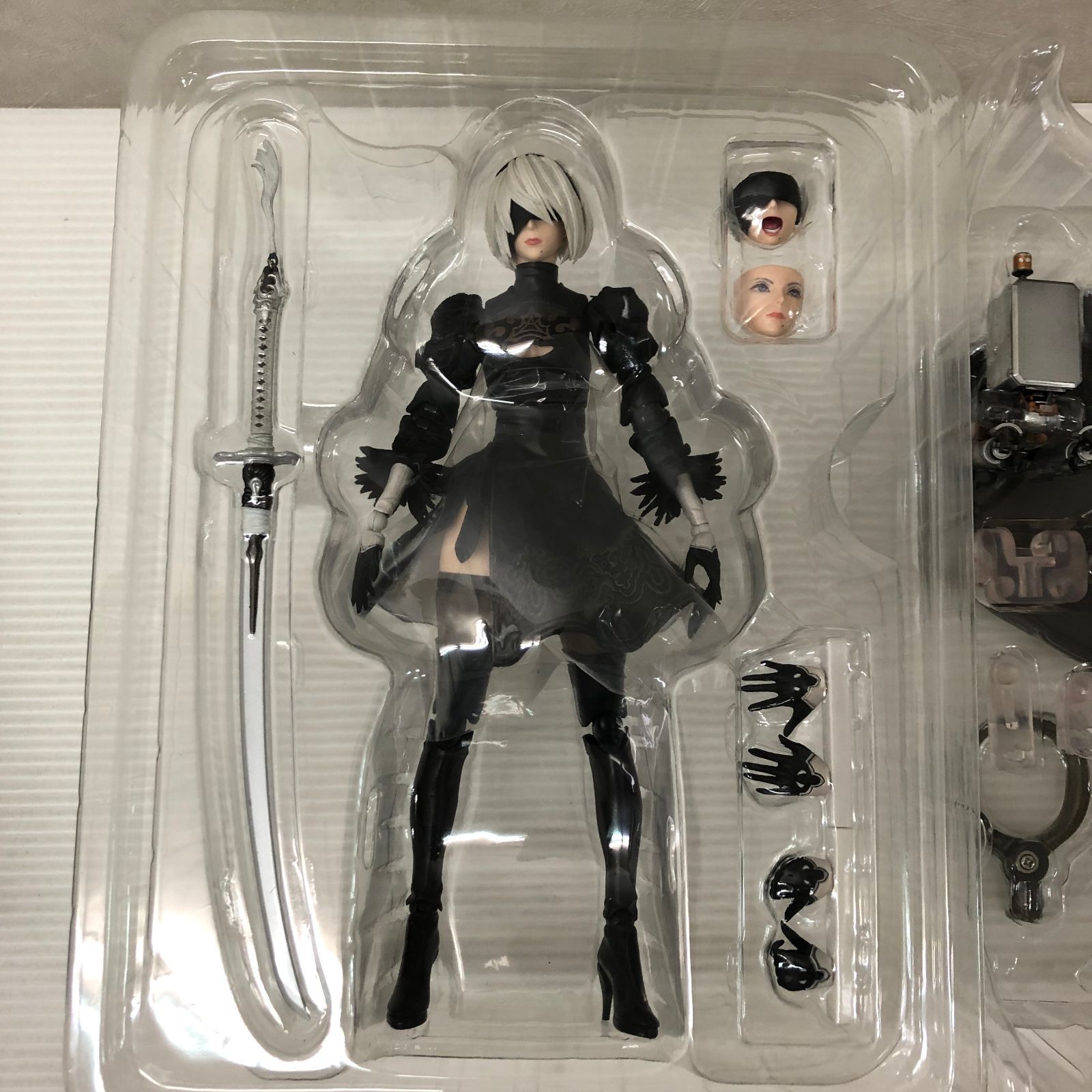 ニーア オートマタ PLAY ARTS改 ヨルハ 二号 B型 DX版 フィギュア ※箱