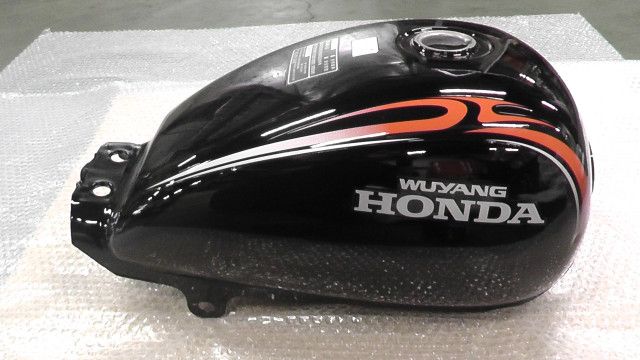 LY 125 xxx の タンク