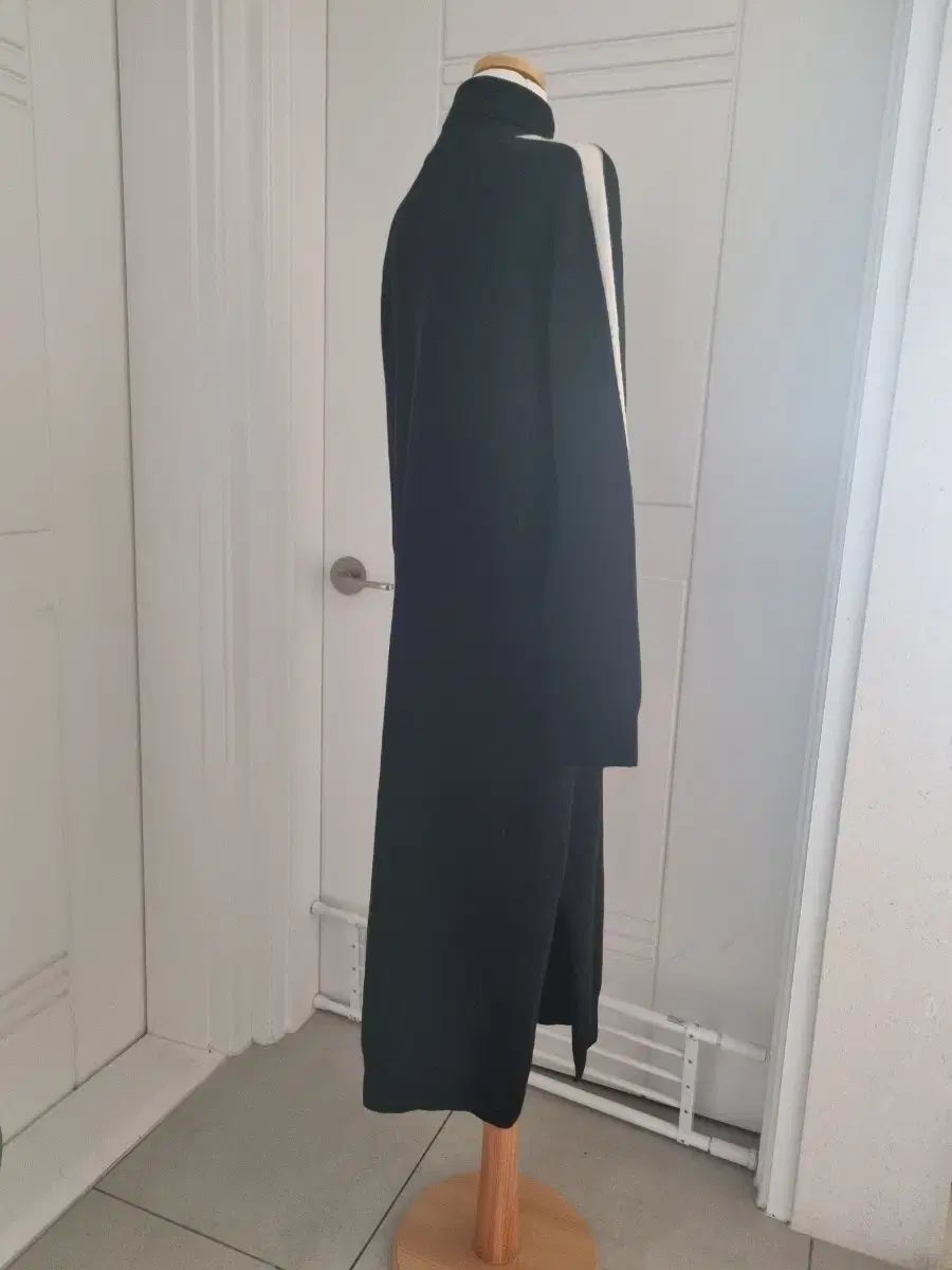 ボブ Vラウンジ ニット ロング ONE PIECE F