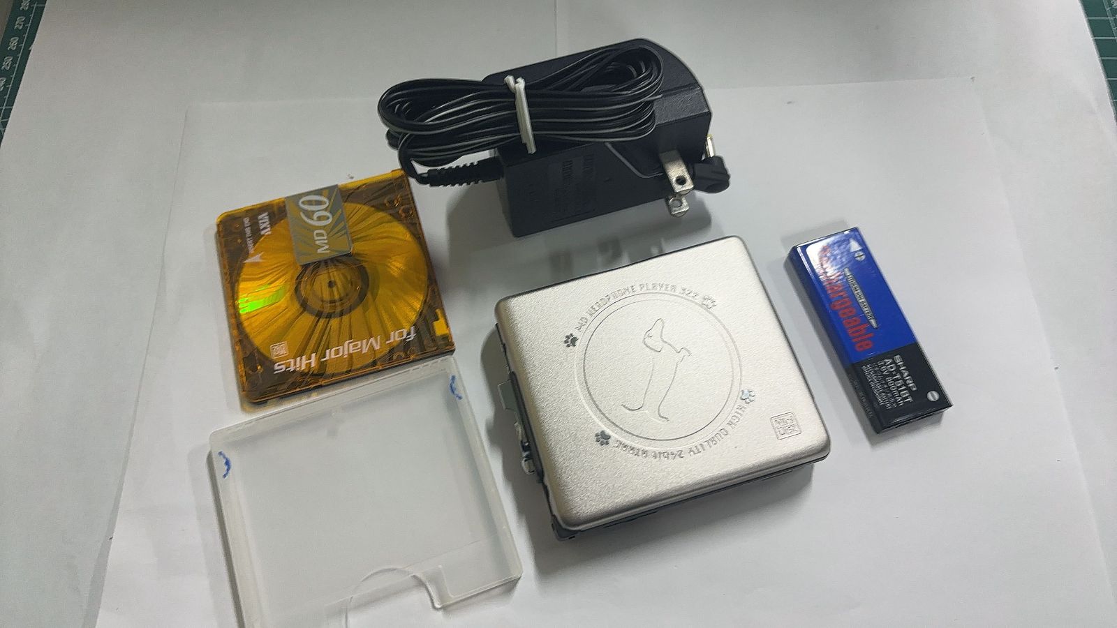 MR-01481 SHARP シャープ 早期モデル ポータブルMDプレーヤー MD-SS322-N