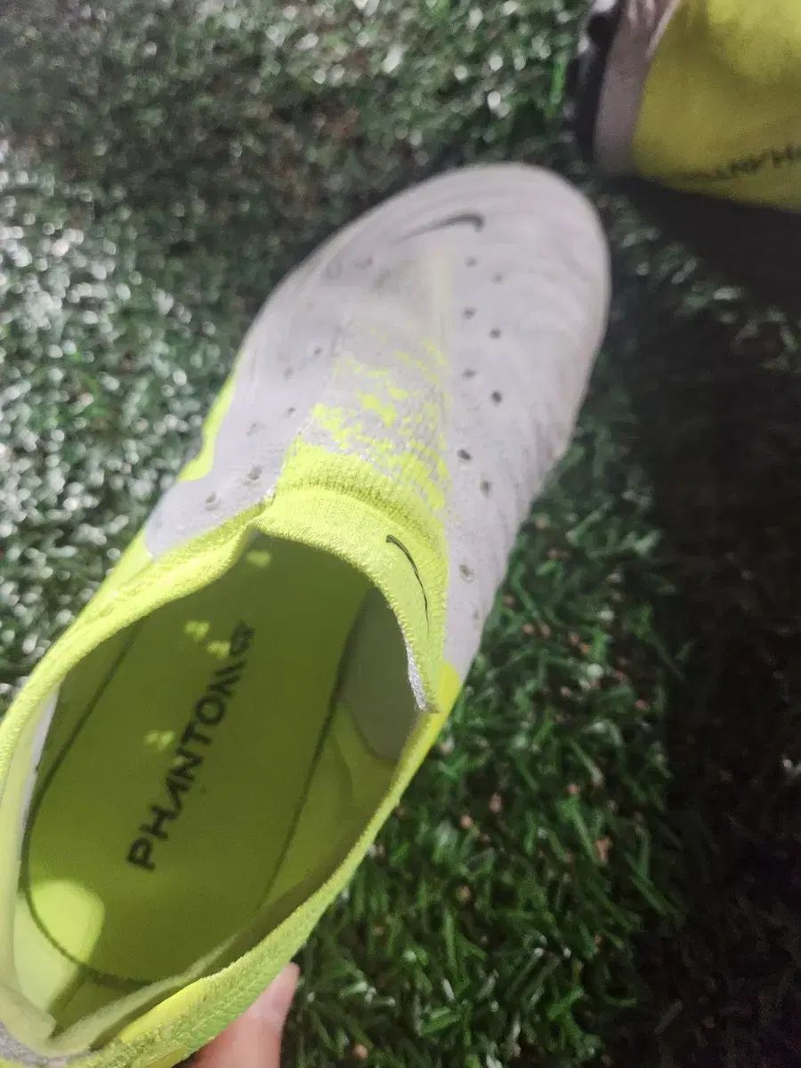 ナイキ FANTOM GX 2 プロ サッカーシューズ 240