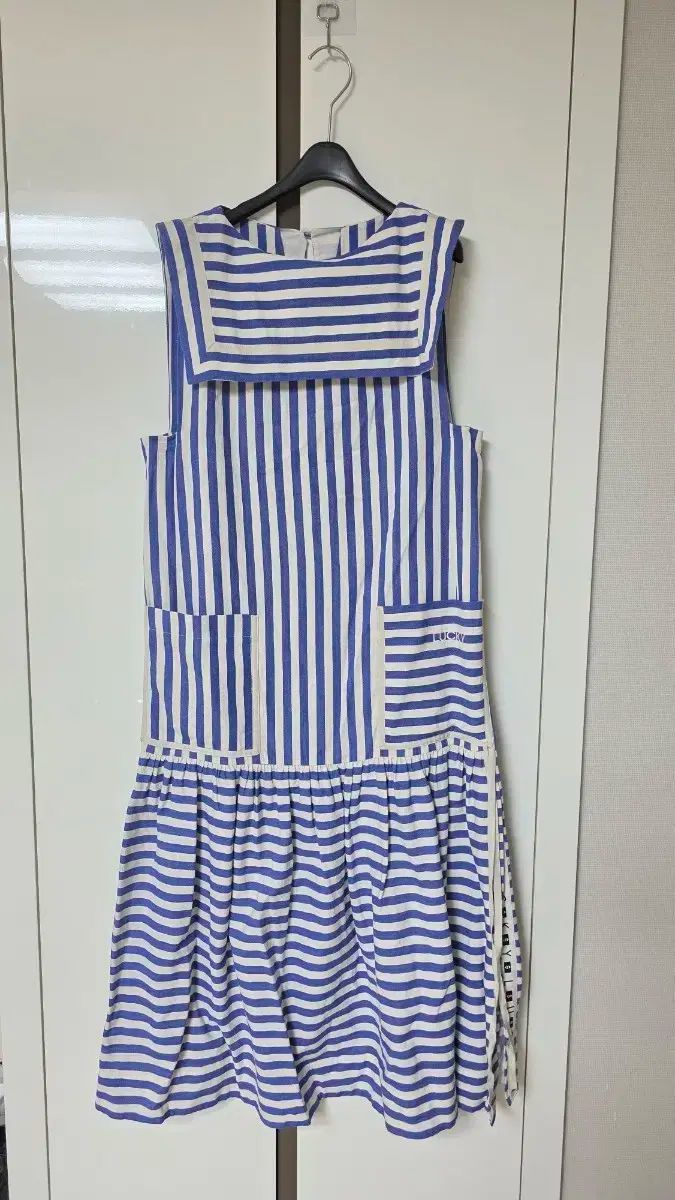 287 ラッキーシュエトゥ ストライプ セーラー ONE PIECE