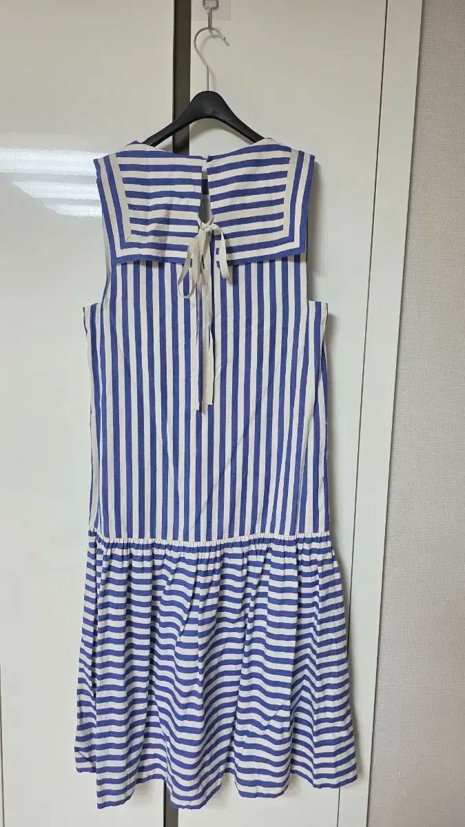 287 ラッキーシュエトゥ ストライプ セーラー ONE PIECE