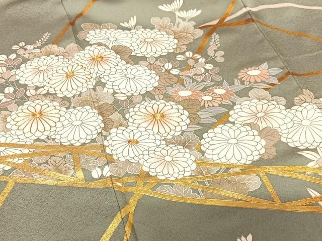 豪華色留袖 駒刺繍