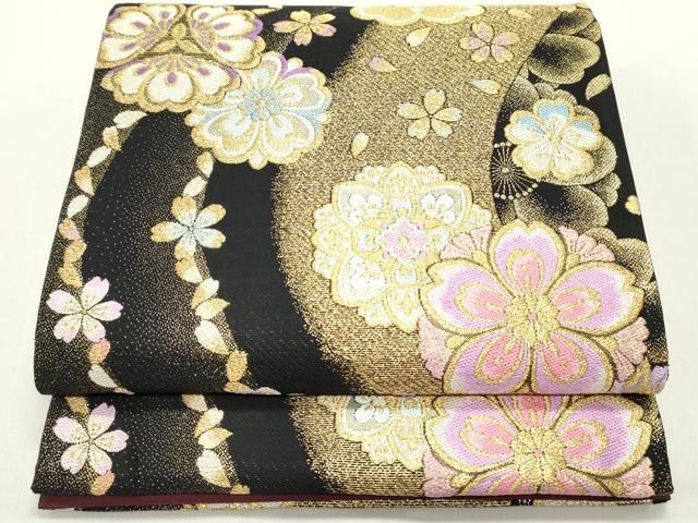 平和屋着物 六通柄袋帯 舞桜流水文 黒地 金糸 正絹 ob