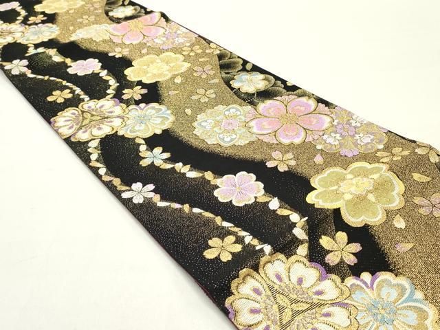平和屋着物 六通柄袋帯 舞桜流水文 黒地 金糸 正絹 ob
