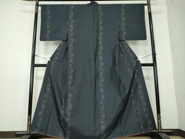 平和屋着物 本場大島紬 更紗花間道 やまと誂製 正絹 ps