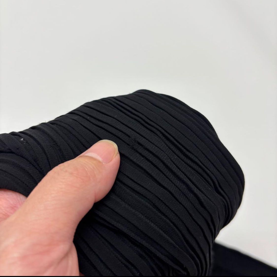 定番 ISSEY MIYAKE イッセイミヤケ プリーツ パンツ ブラック サイズ 2 706 GINKGOPHARMACY_COM