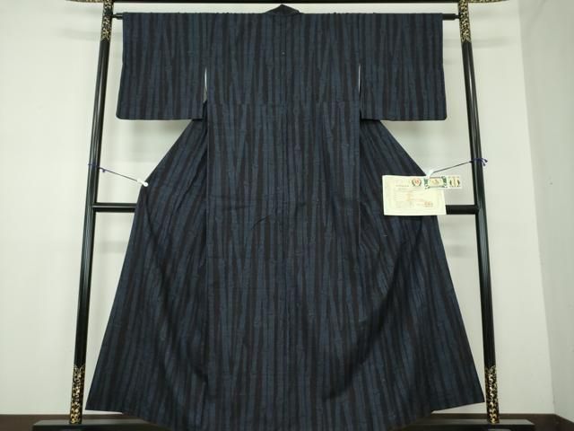 平和屋着物 本場結城紬 重要無形文化財 結織苑 100亀甲 竹節 保証書 証紙付き 正絹 ps