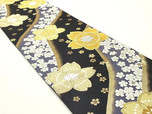 平和屋着物 六通柄袋帯 唐織 流水舞桜文 黒地 金銀糸 正絹 ob