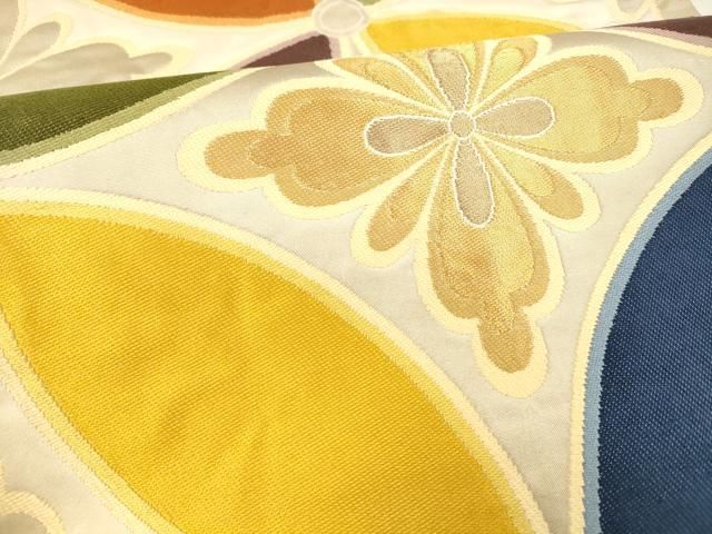 六通柄袋帯 唐織