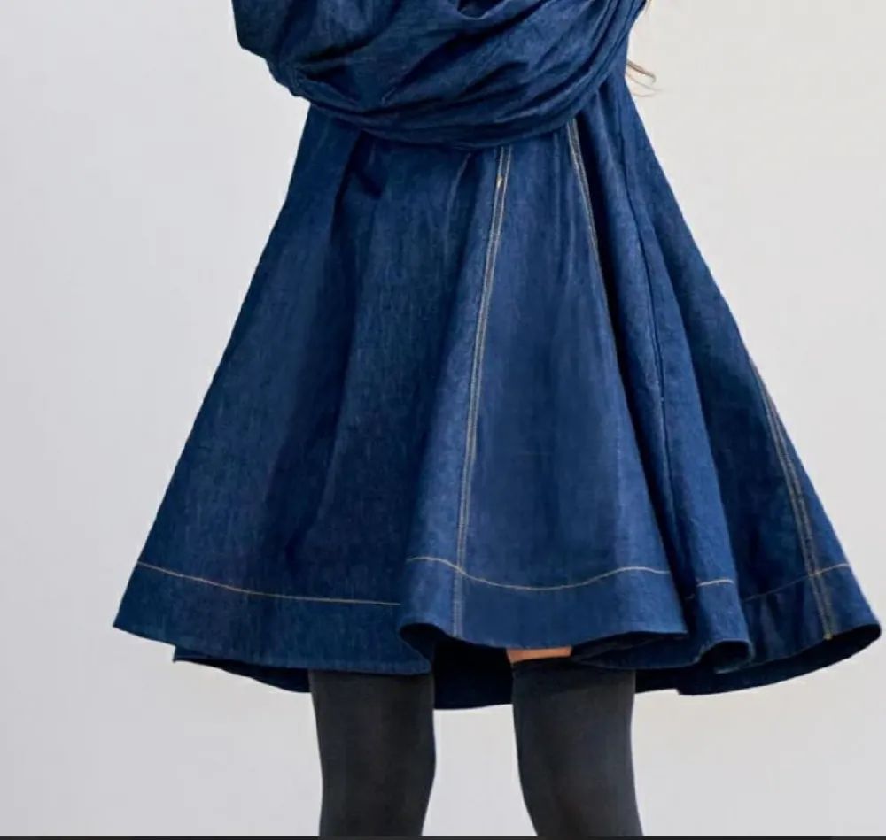 romile】 デニムサーキュラーワンピース ネックリボン付 ライン