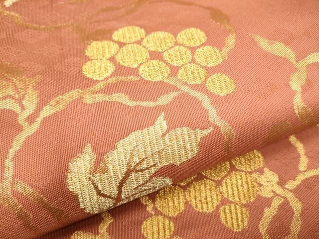 葡萄蔦の葉文 金糸