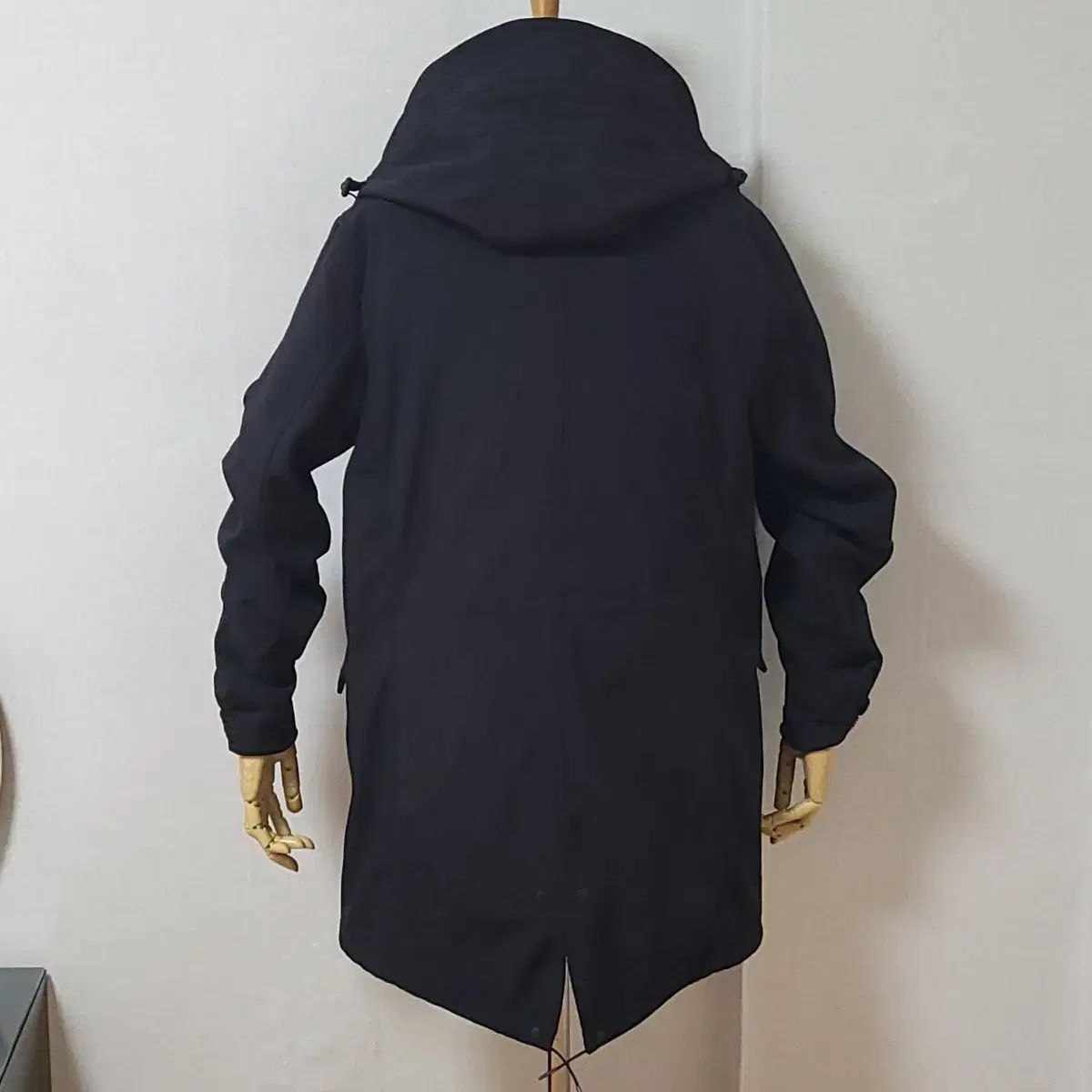 C.P. COMPANY シーピーカンパニー ブラック フード コート ジャケット