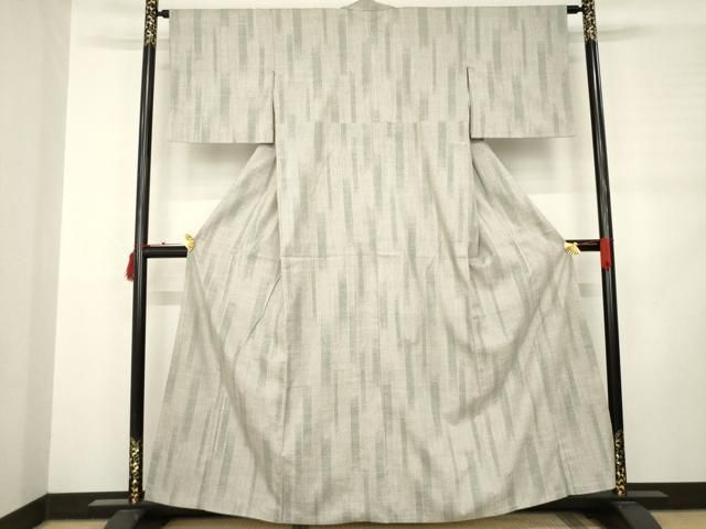 平和屋着物 本場結城紬 重要無形文化財 120亀甲 飛び亀甲柄 短冊文 茶鼠色地 正絹 ck