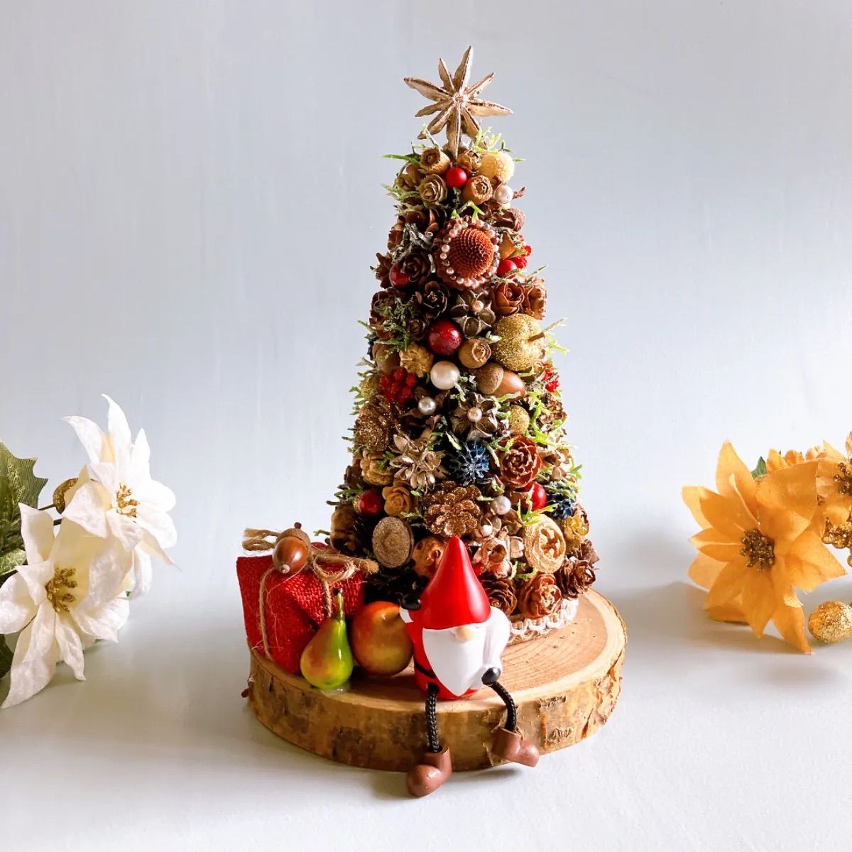 卓上のクリスマス🎄 木の実のクリスマスツリー20cm×10cm クリスマス