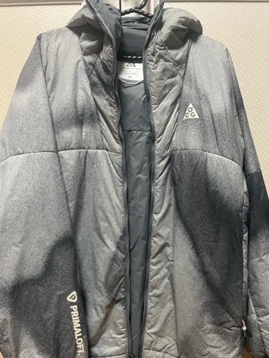 ナイキ ACG サーマフィット ドープ AOP ジャケット