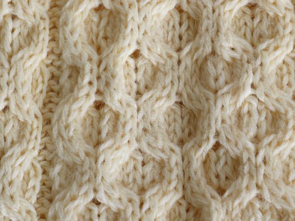 お得なクーポン配布中!】 アイルランド製 aran crafts ケーブル ニット