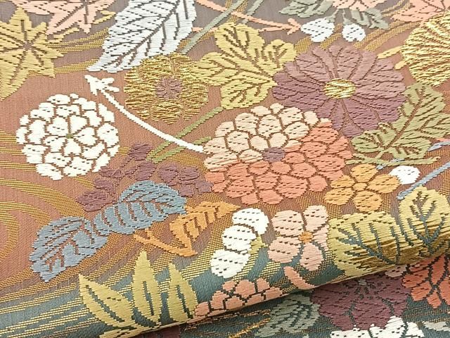 平和屋着物○六通柄袋帯 唐織 流水菊松葉文 金糸 正絹 逸品 BAAV4803yc