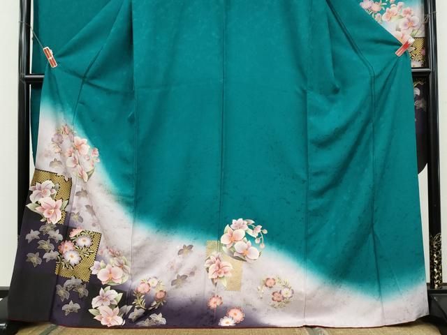 豪華振袖 草花丸文