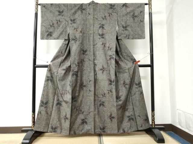 平和屋着物 本場大島紬 7マルキ 枝葉文 正絹 yc