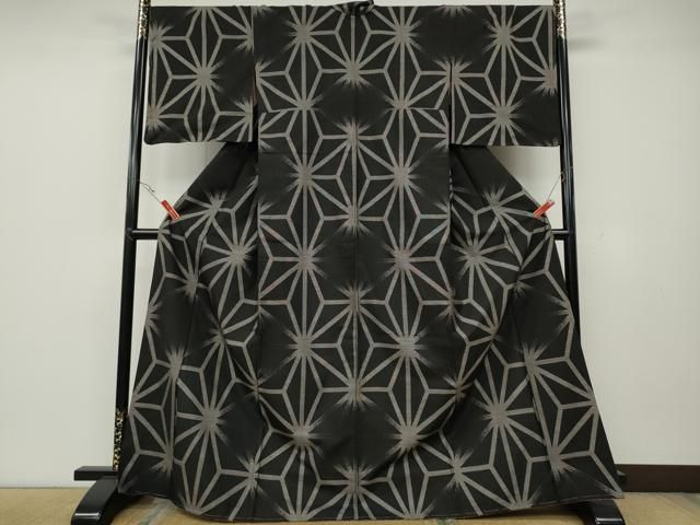 平和屋着物 本場大島紬 9マルキ 麻の葉文 正絹 ut