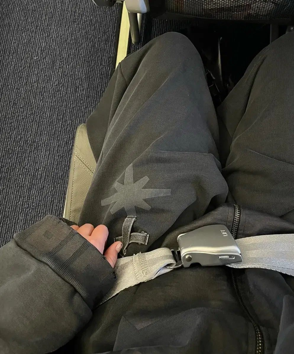 TILLDAWN トレーナー セットアップ