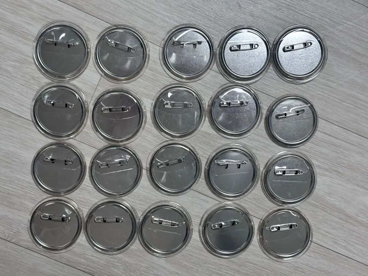 東京リベンジャーズ 東リベ 佐野万次郎 マイキー 原画展 缶バッジ 20個