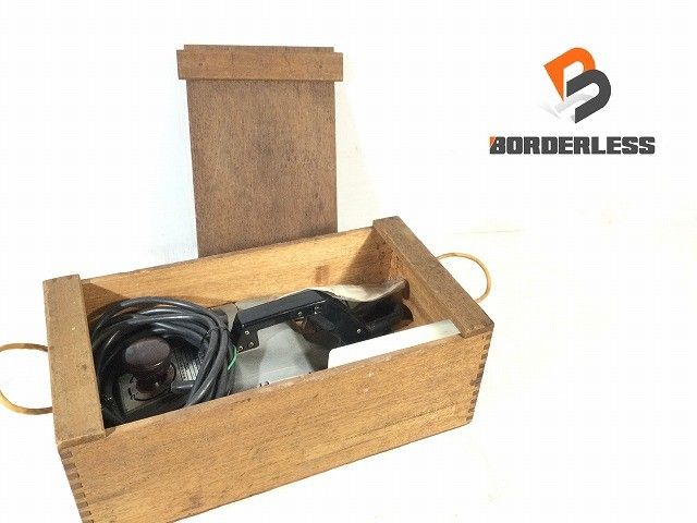 品 makita マキタ 100V 電気カンナ 1805N 木 コード式 電気かんな 電動カンナ 電動かんな 木材加工 切削 大工道具118448